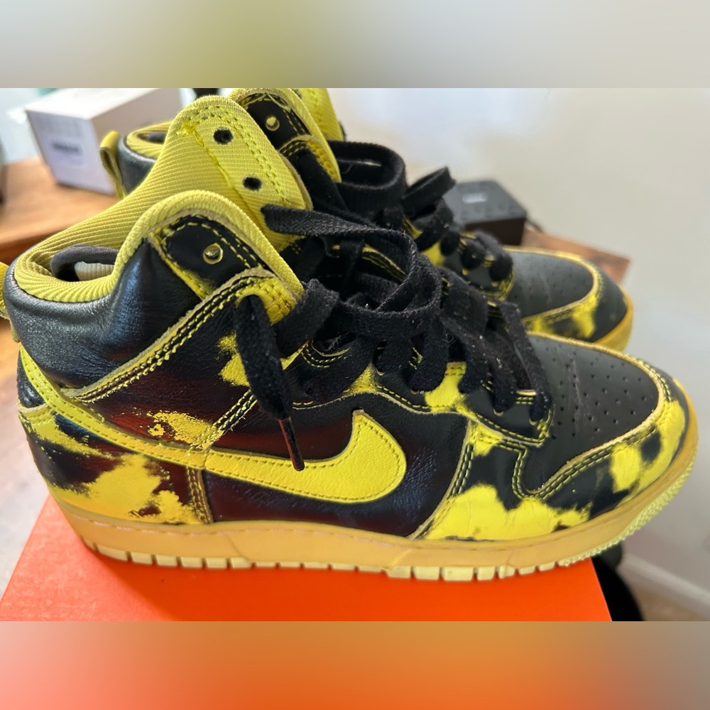 Size 7.5 - Nike Dunk High 1985 SP Yellow Strike 2022